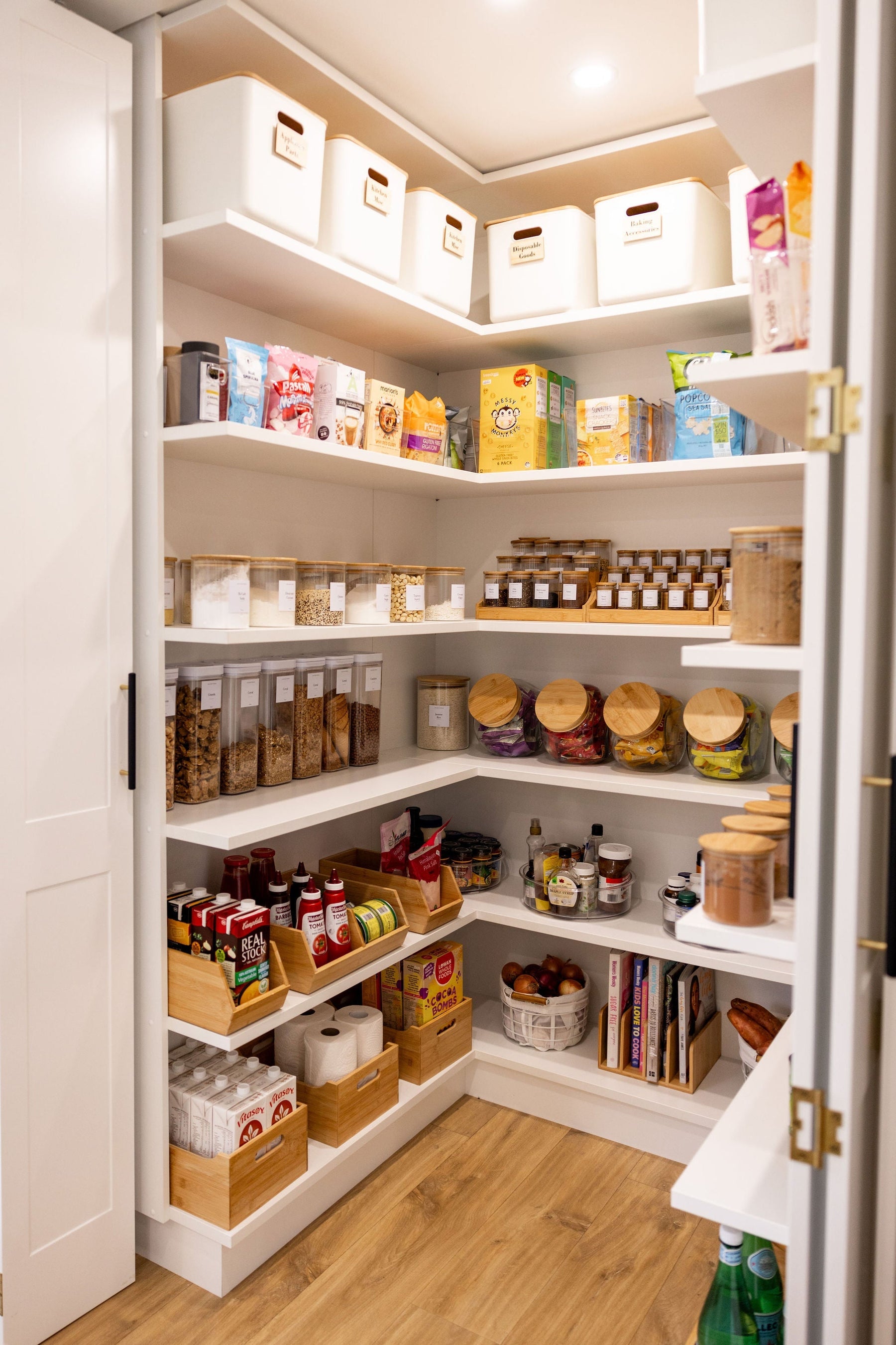 10 Easy Steps to a More Organised Pantry