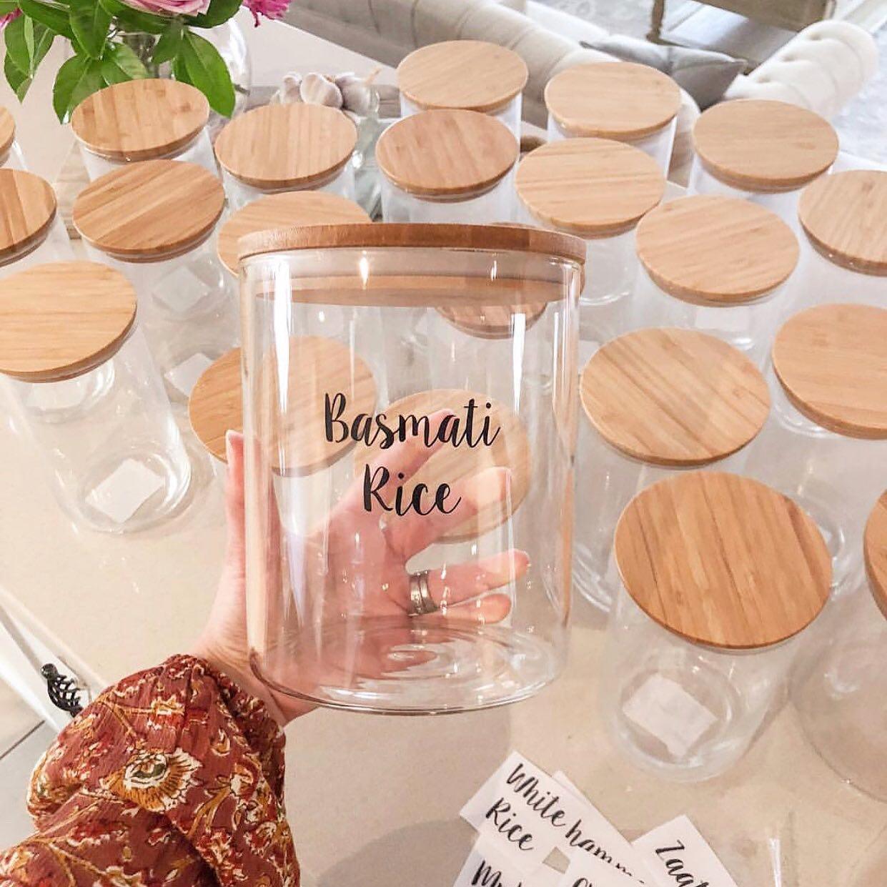 How to apply your label - Little Label Co
