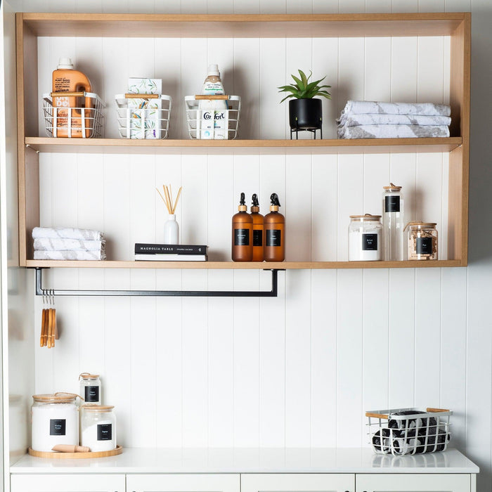 Store your liquids in style with our 1L glass bottle with bamboo twine lid. It is the perfect addition for a more organised laundry. 